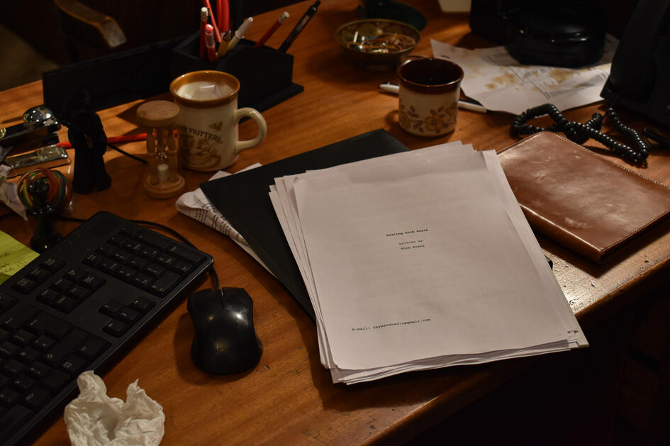 DWD Desk
